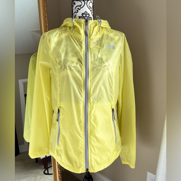 The North Face Jackets & Blazers - The North Face Lightweight Windbreaker Yellow Size M/M